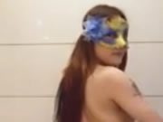 帶情趣面罩嫩妹脫衣舞